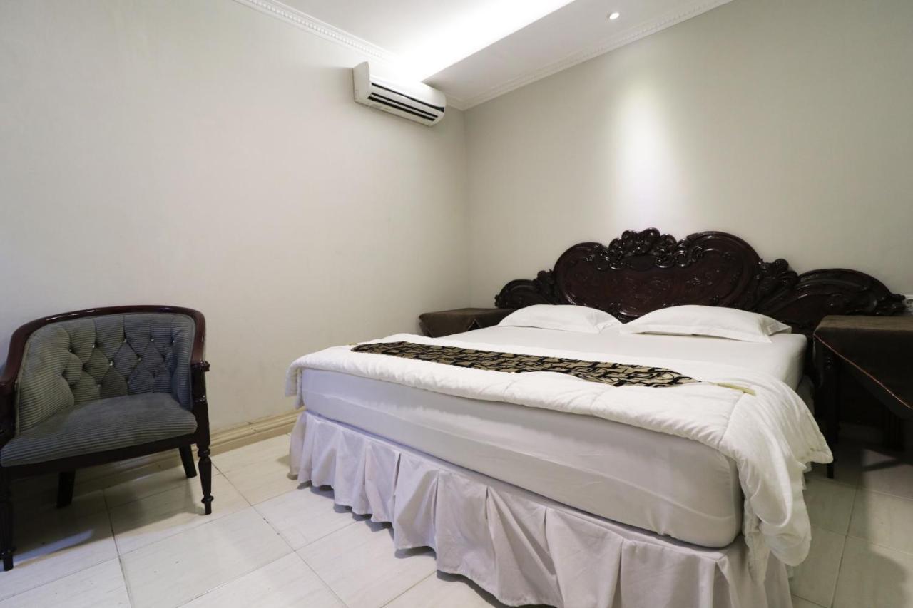 Hotel Andalus Jakarta Buitenkant foto