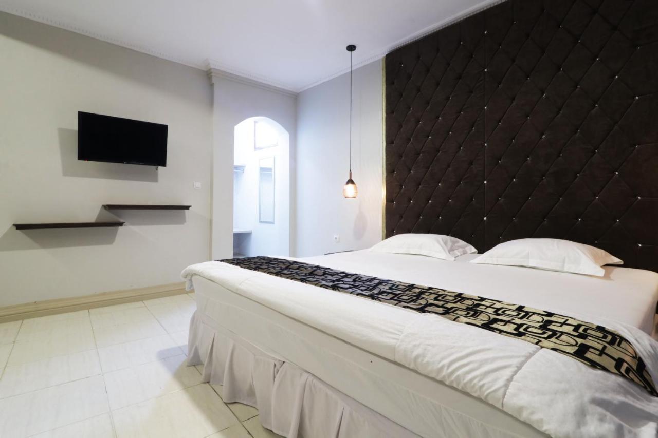 Hotel Andalus Jakarta Buitenkant foto