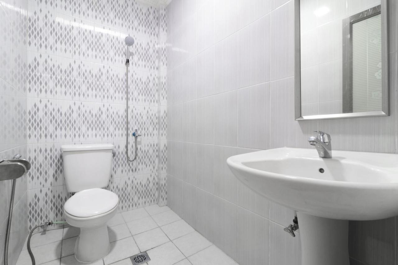 Hotel Andalus Jakarta Buitenkant foto